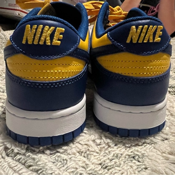Men’s Nike Dunk Low- UCLA - Picture 4 of 9